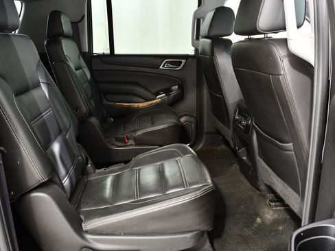 Used 2017 GMC Yukon XL Denali w/ Open Road Package AWD/4WD image 19