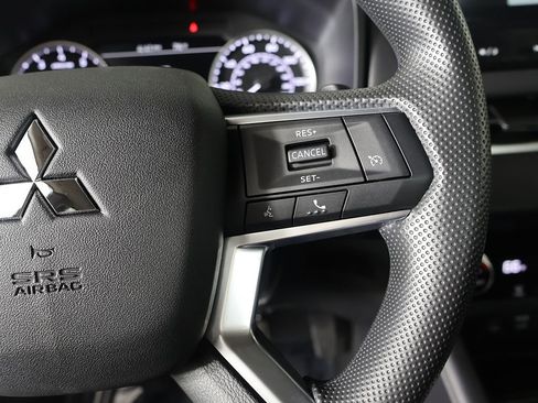 New 2026 Mitsubishi Outlander ES AWD/4WD image 41