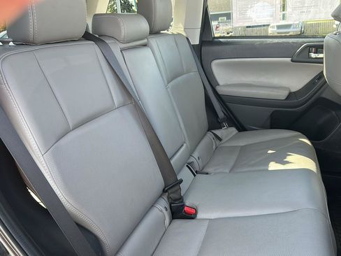 Used 2016 Subaru Forester 2.5i Touring w/ Eyesight & Navigation System AWD/4WD image 27