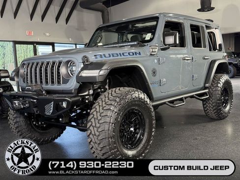 Used 2025 Jeep Wrangler Unlimited Rubicon 4xe w/ Safety Group AWD/4WD image 3