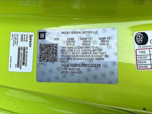 Used 2021 Chevrolet Camaro LT RWD image 32