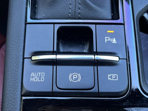 Certified 2025 Kia K5 GT-Line w/ GT-Line Premium Package image 9