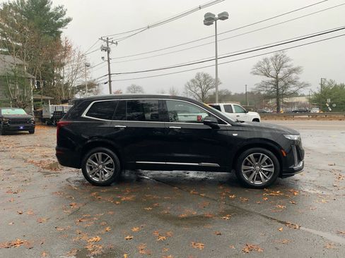 Certified 2025 Cadillac XT6 Premium Luxury image 7