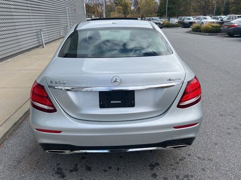 Used 2019 Mercedes-Benz E 300 4MATIC image 30