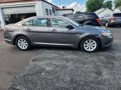 Used 2012 Ford Taurus SE FWD image 4