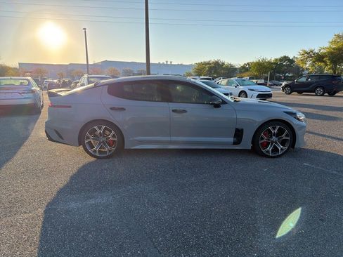 Used 2019 Kia Stinger GT1 image 6