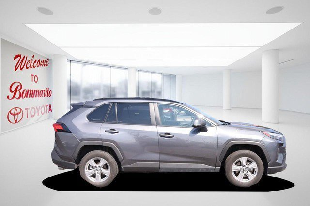 Used 2025 Toyota RAV4 XLE w/ Weather Package AWD/4WD image 5