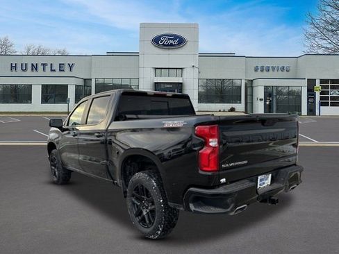 Used 2022 Chevrolet Silverado 1500 LT Trail Boss w/ Convenience Package II image 6