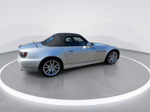 Used 2004 Honda S2000 image 14