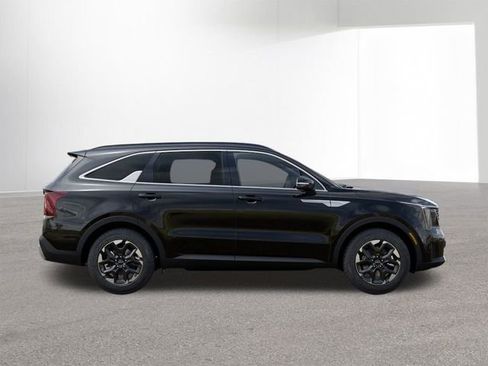 New 2026 Kia Sorento S image 7