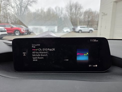 Used 2024 MAZDA MAZDA3 Hatchback w/Premium Plus Pkg image 12