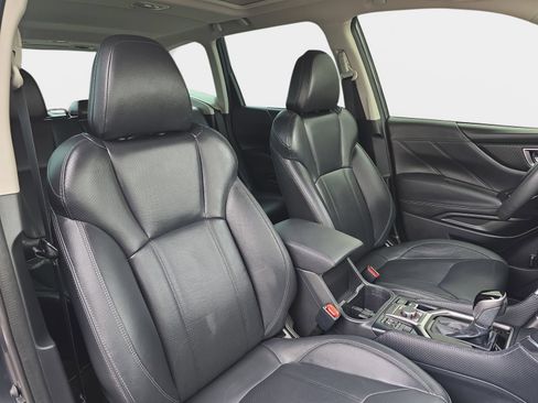 Used 2023 Subaru Forester Touring AWD/4WD image 12