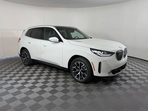 Used 2026 BMW X3 xDrive30 w/ Convenience Package AWD/4WD image 7