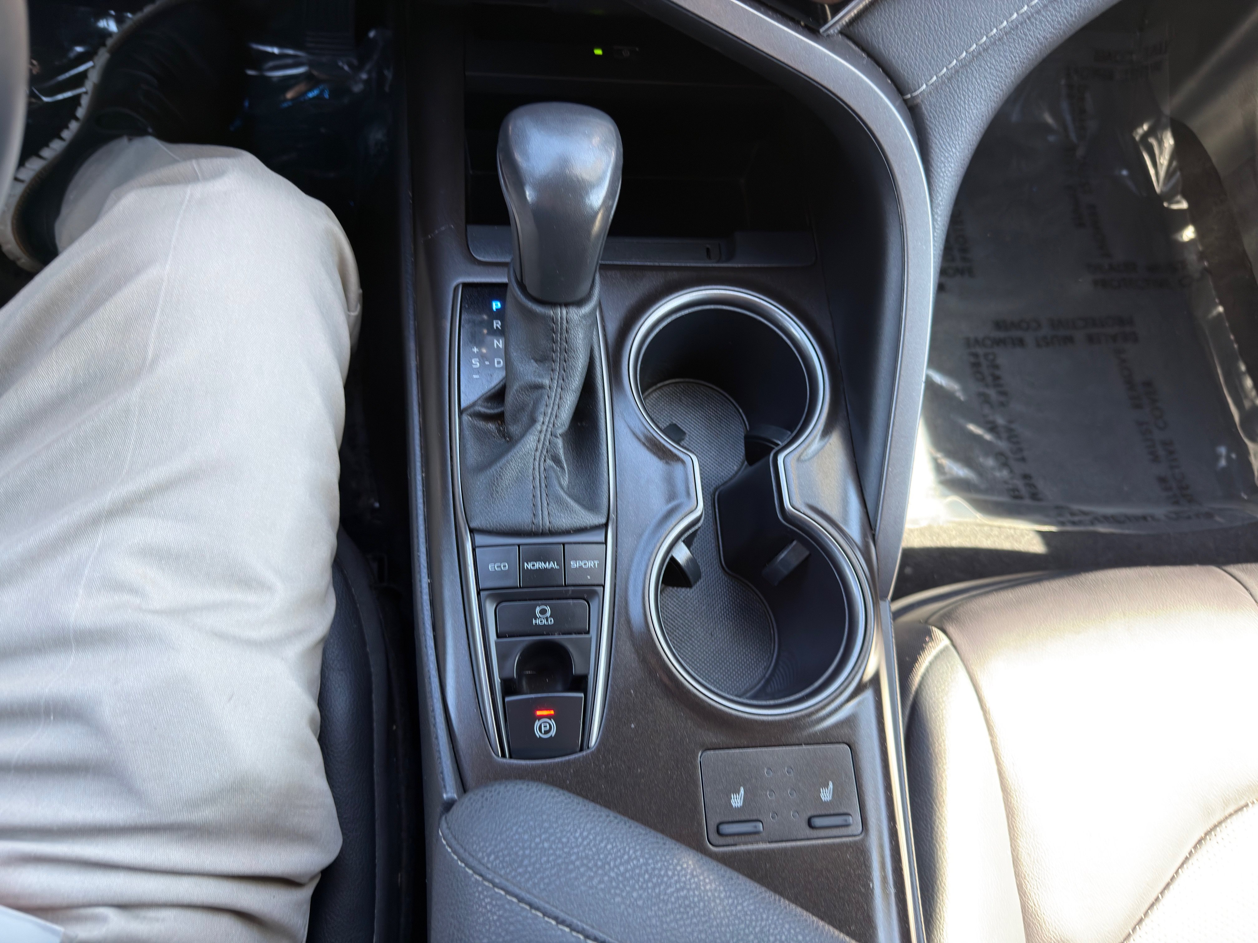 Used 2024 Toyota Camry XSE FWD image 31