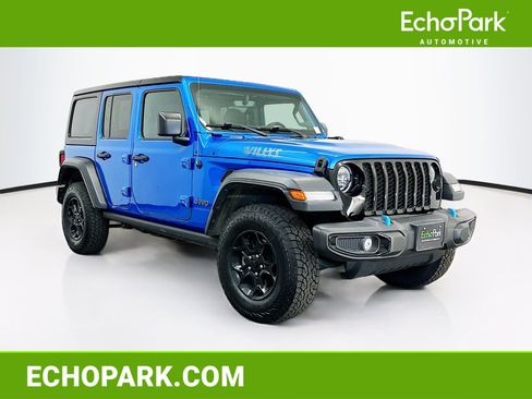 Used 2023 Jeep Wrangler Unlimited w/ Cold Weather Group AWD/4WD image 1