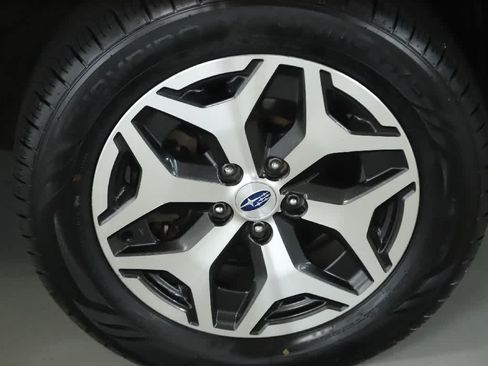 Certified 2021 Subaru Forester Premium w/ Popular Package #1 AWD/4WD image 8
