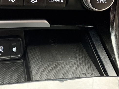 Used 2019 Kia Stinger Premium image 17
