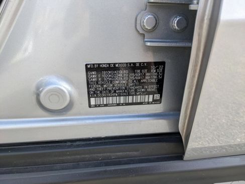 Used 2023 Honda HR-V LX image 42