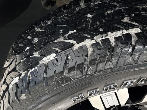 Used 2025 GMC Sierra 3500 Denali w/ Denali Reserve Package image 41