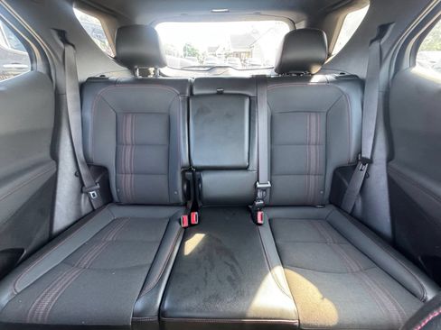 Used 2023 Chevrolet Equinox RS AWD/4WD image 22