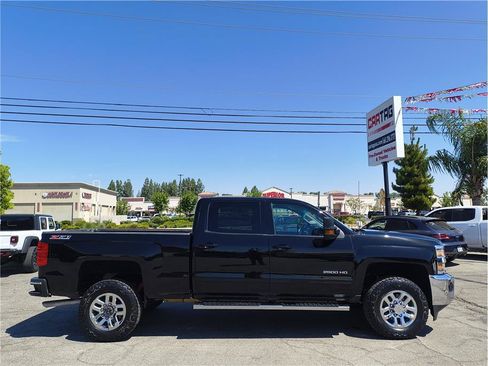 Used 2015 Chevrolet Silverado 2500 LT w/ LT Convenience Package AWD/4WD image 4