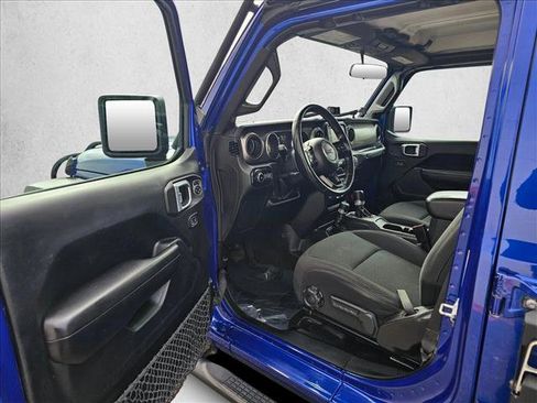 Used 2019 Jeep Wrangler Unlimited Sport S AWD/4WD image 17