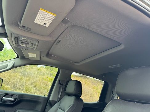 Used 2021 GMC Sierra 1500 SLT AWD/4WD image 11