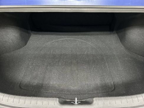 Used 2023 Hyundai Elantra SE FWD image 21