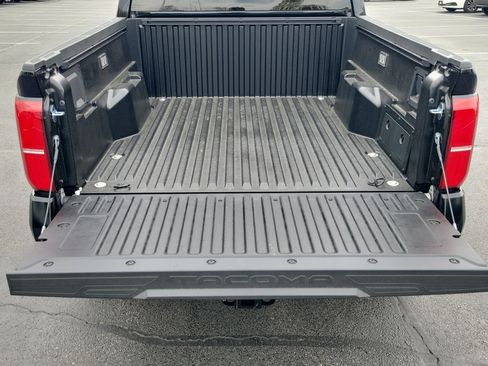 New 2026 Toyota Tacoma TRD Off-Road AWD/4WD image 10