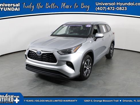 Used 2022 Toyota Highlander XLE image 1