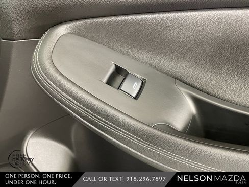 Used 2024 Buick Encore GX Sport Touring image 50