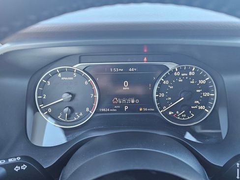 Used 2023 Nissan Rogue SV w/ SV Premium B Package image 23