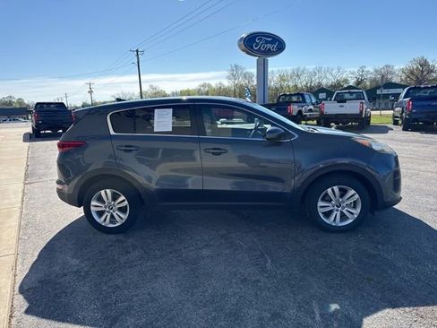 Used 2017 Kia Sportage LX FWD image 4