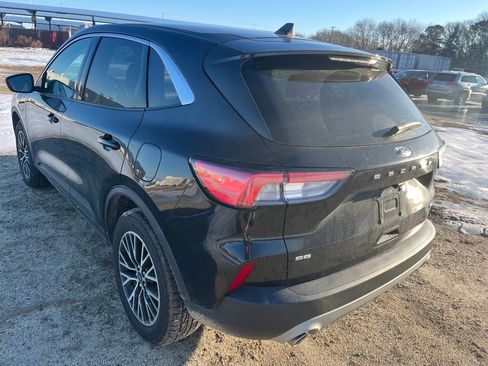Used 2021 Ford Escape SE image 8