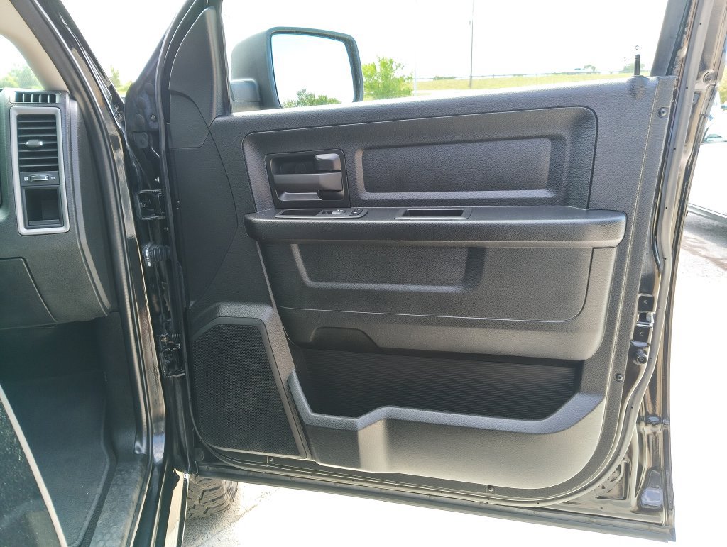 Used 2021 RAM 1500 Express w/ Wheel & Sound Group AWD/4WD image 22