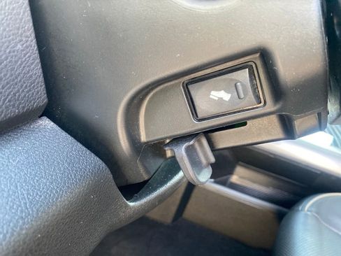 Used 2017 RAM 1500 Limited image 19