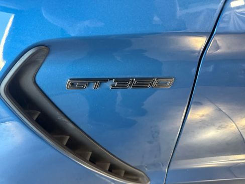 Used 2019 Ford Mustang Shelby GT350 w/ Technology Package RWD image 10