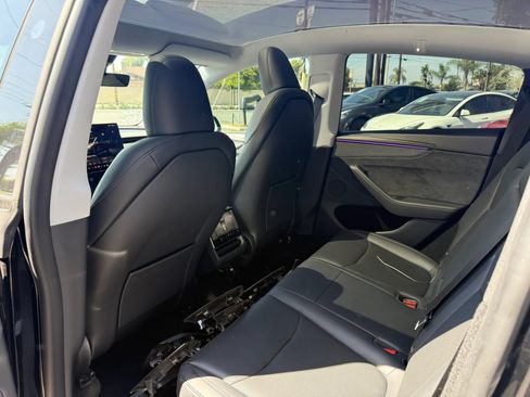 Used 2026 Tesla Model Y 2WD image 8