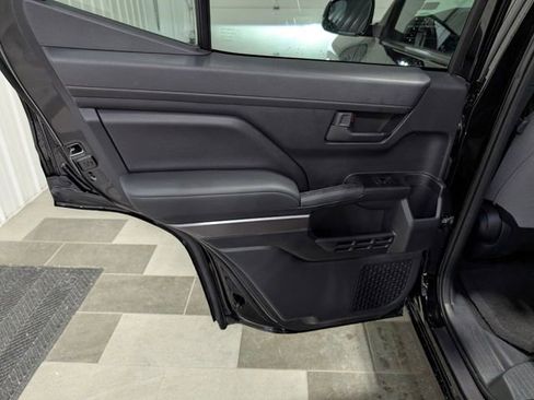 Used 2025 Toyota 4Runner TRD Sport AWD/4WD image 8