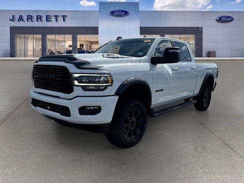 Used 2023 RAM 2500 Laramie AWD/4WD image 2