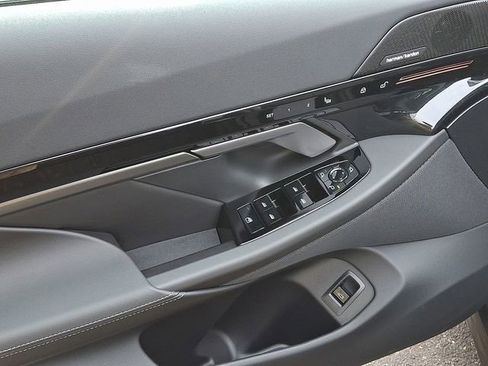 New 2026 BMW 530i xDrive image 11