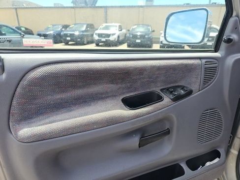 Used 1997 Dodge Ram 2500 Truck 4x4 Club Cab image 8