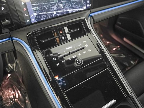 New 2026 Porsche Panamera image 20