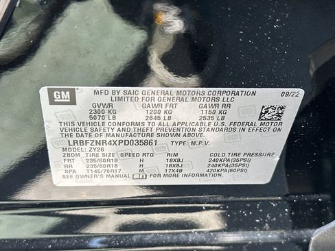 Certified 2023 Buick Envision Essence FWD image 39