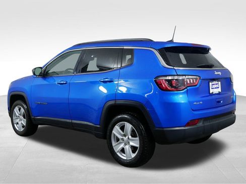 Used 2022 Jeep Compass Latitude AWD/4WD image 8