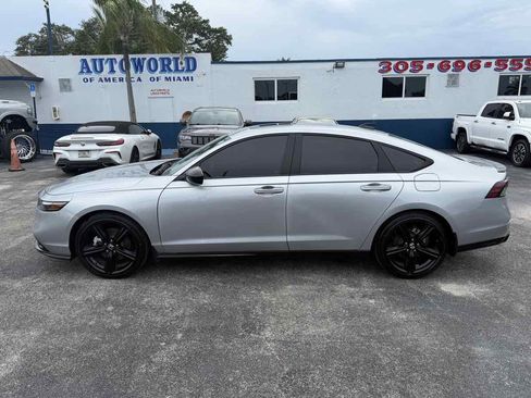 Used 2024 Honda Accord Sport image 4