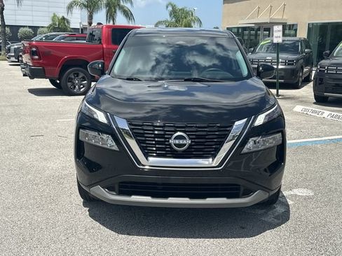 Used 2023 Nissan Rogue SV FWD image 3