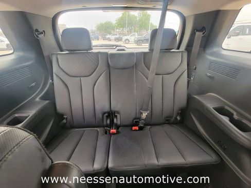 Used 2023 Hyundai Palisade SEL FWD image 13