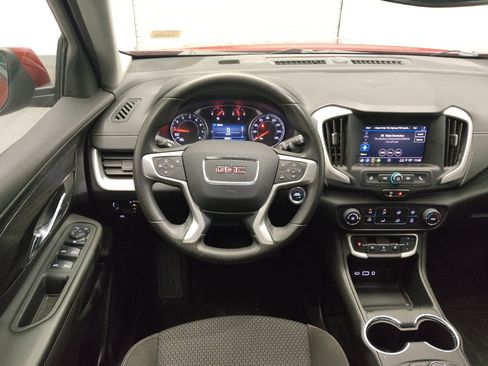 Used 2024 GMC Terrain SLE w/ LPO, Floor Liner Package FWD image 22