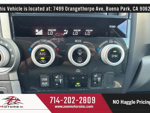 Used 2015 Toyota Sequoia SR5 w/ Premium Package RWD image 33